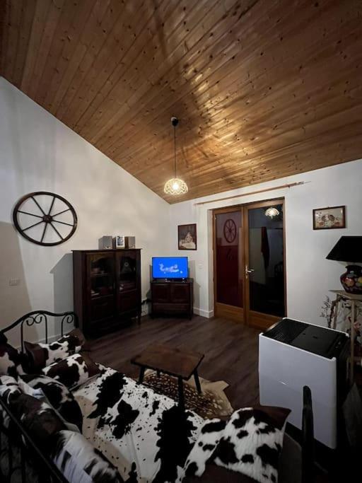 Chez Mamie Villa L'Isle-Jourdain  Luaran gambar